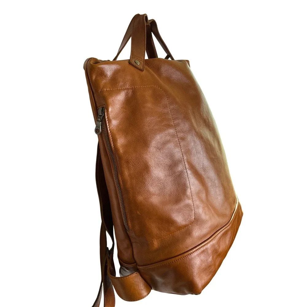 Milloo Leather Convertible‎ Minos 15